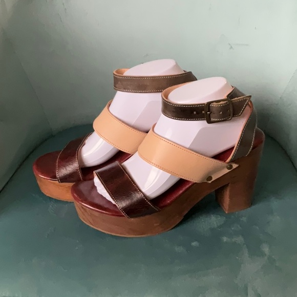 Bedstu Sophie Platform Sandals - Picture 2 of 7